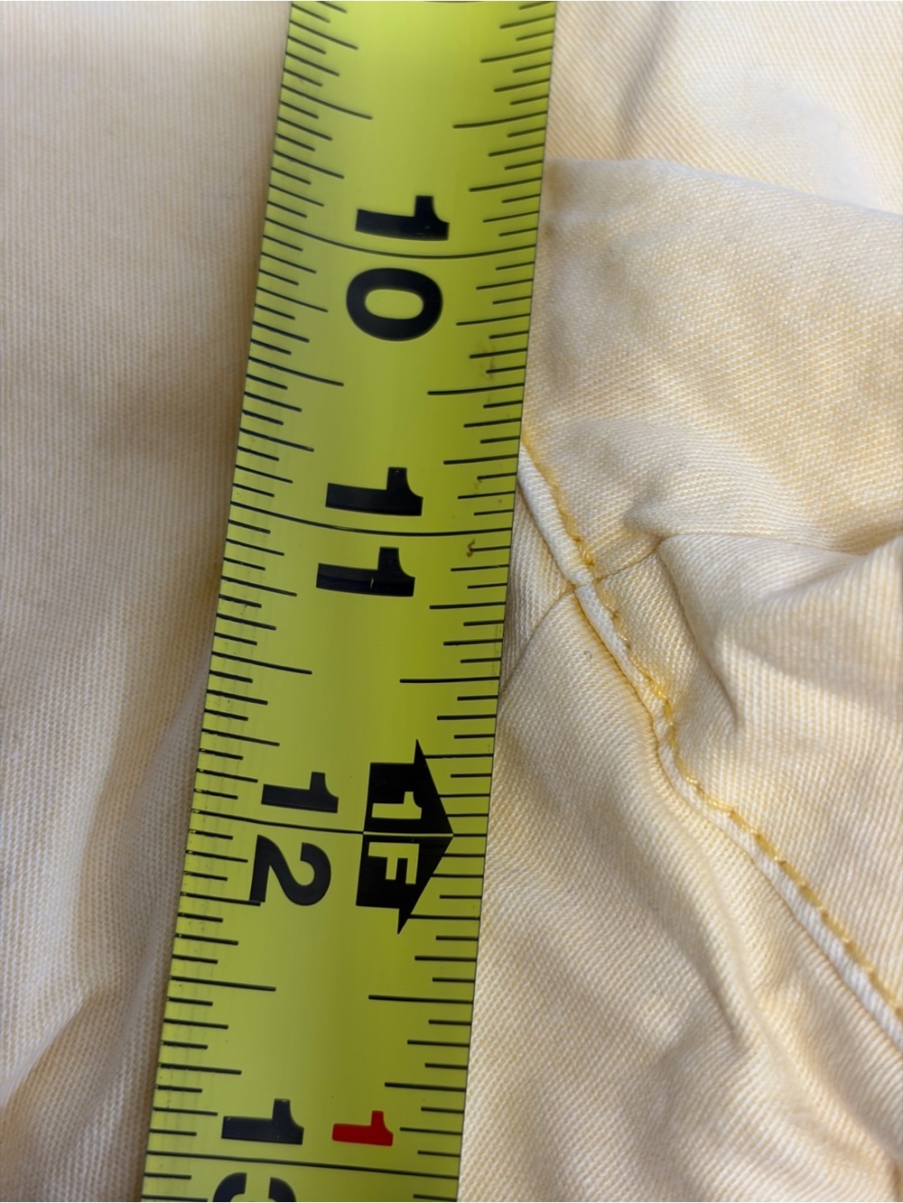Old Navy Pale Yellow Flat-Front Chino Shorts - Picture 3 of 9